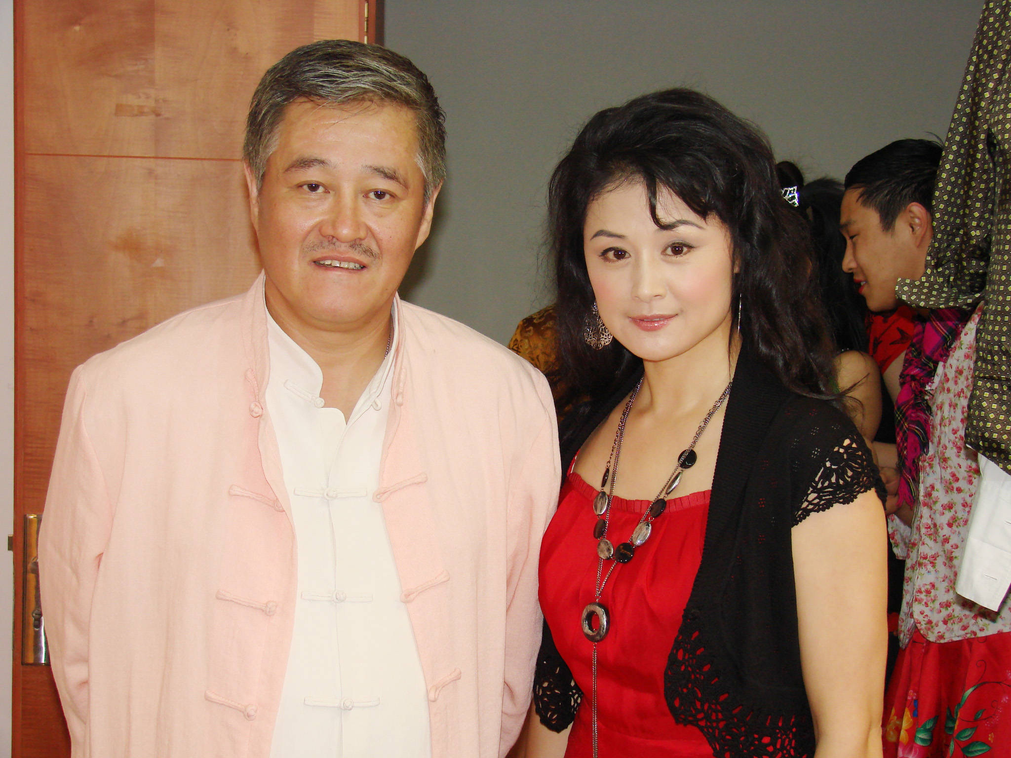 谢大脚于月仙一生无儿无女去世两年丈夫的选择让人泪目