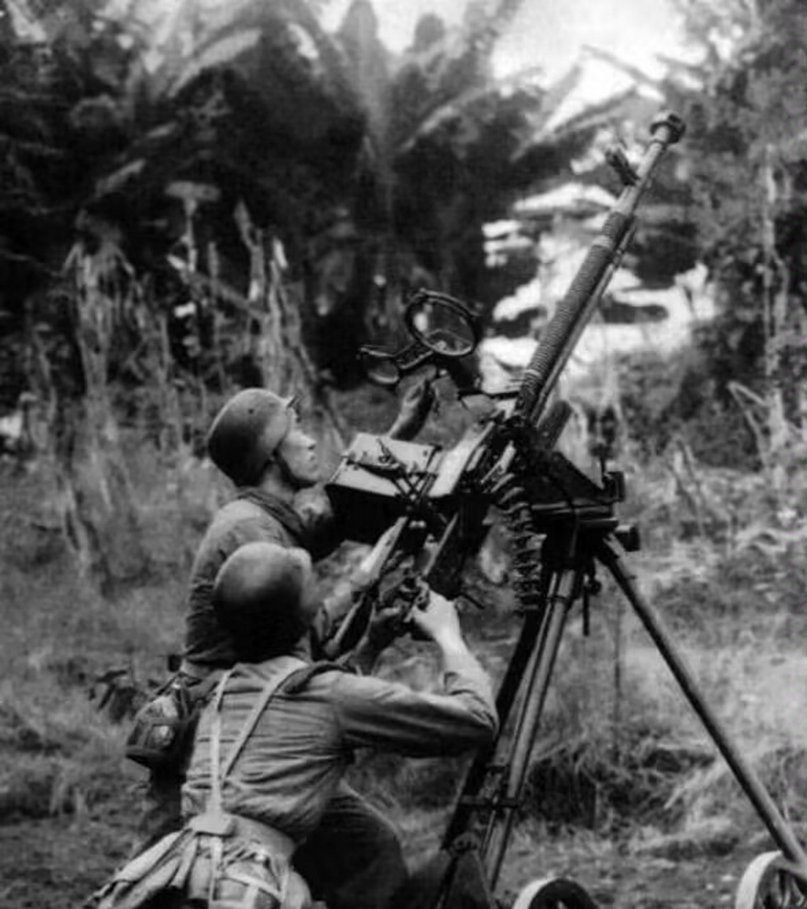 抗战时期德械师真实照片,当时国民政府编制了十几个德械师,当然其实也