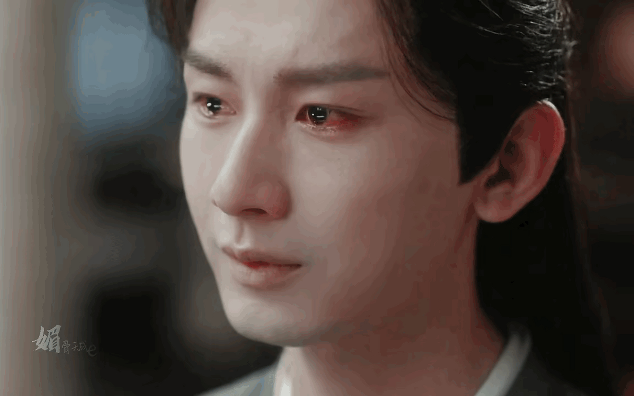 李莲花对待嫌犯时的看似漫不经心,其实胸有成竹