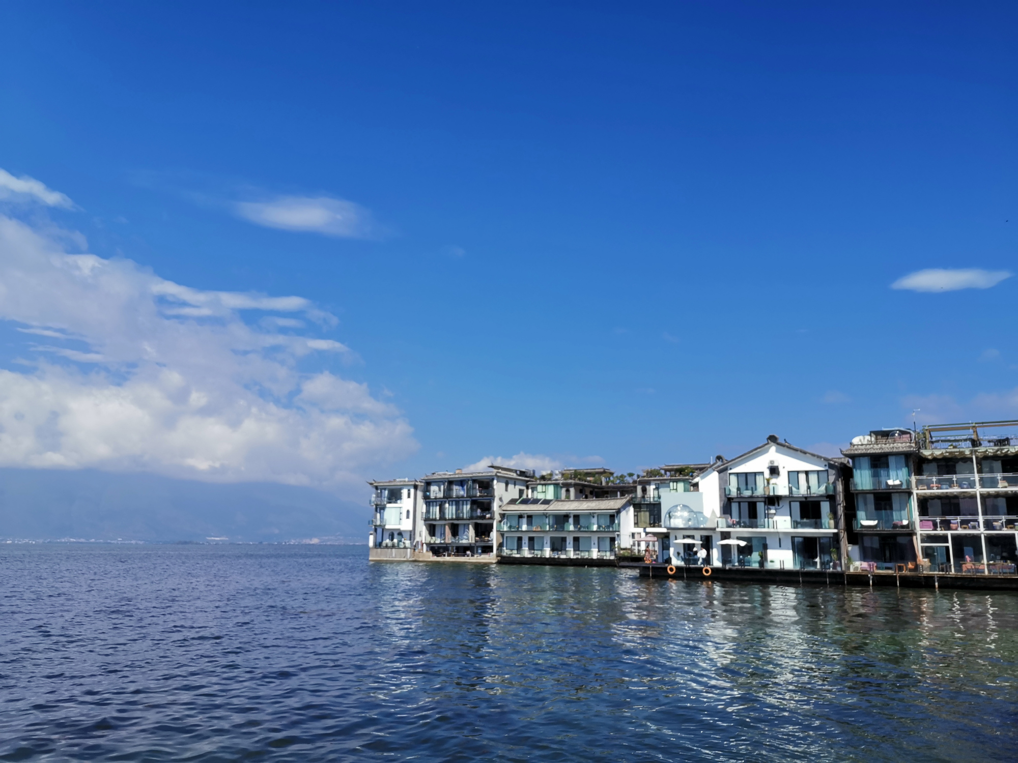 大理站到洱海怎么坐车(大理站到洱海怎么去多少公里)