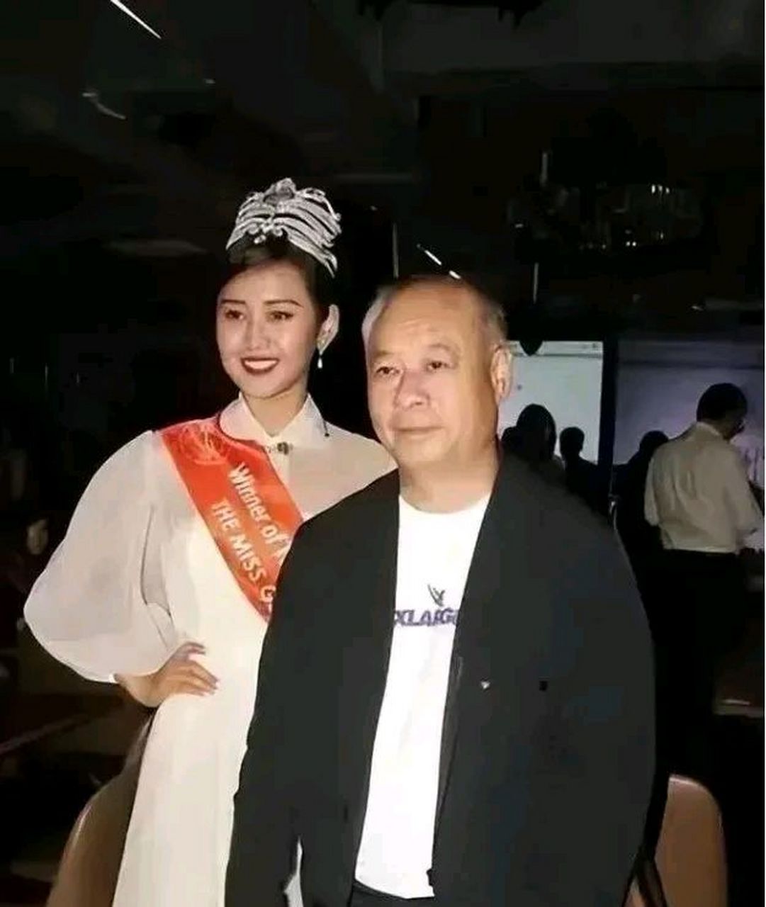 李宁本人 妻子图片