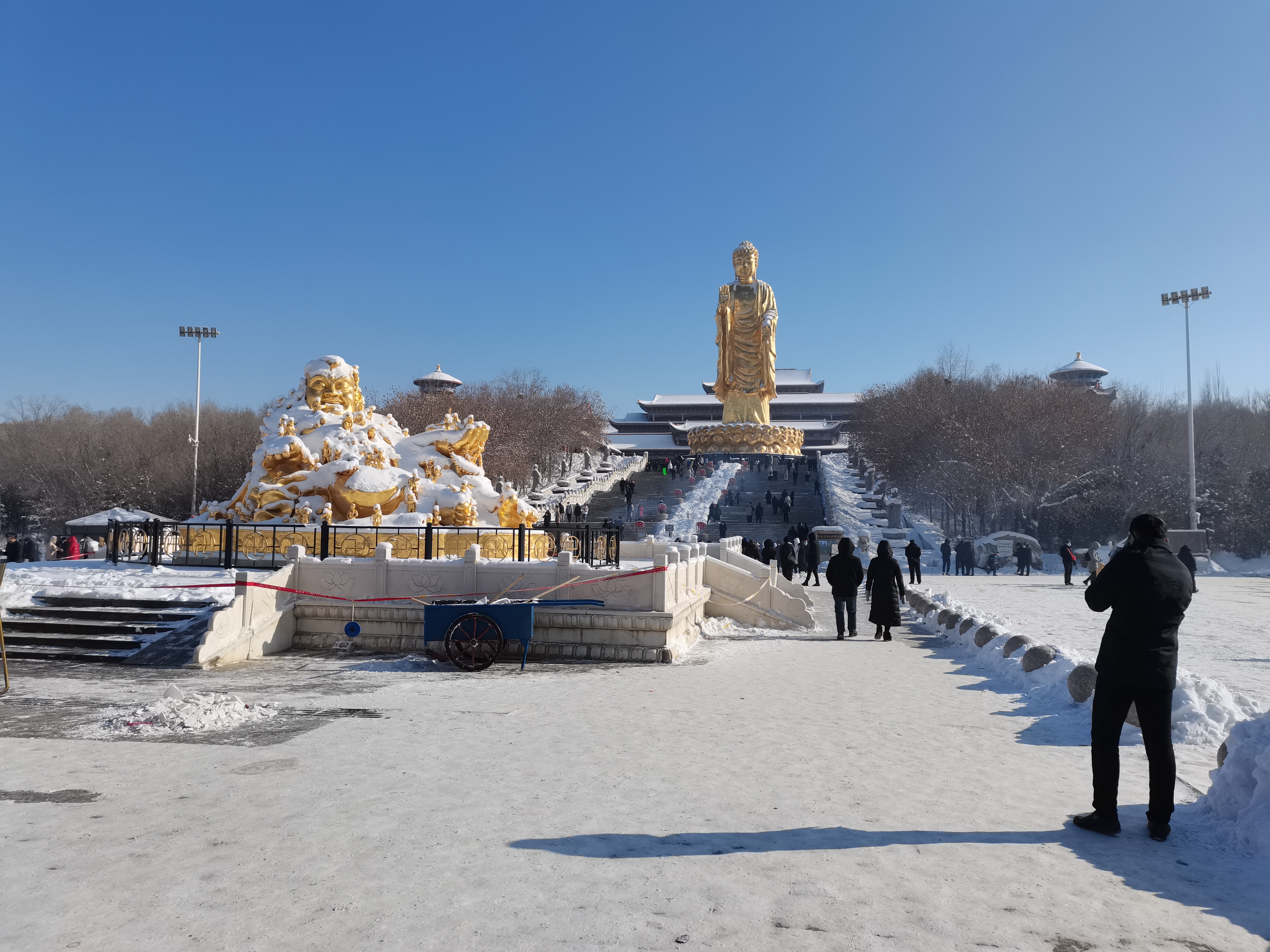 来乌鲁木齐红光山感受年味!