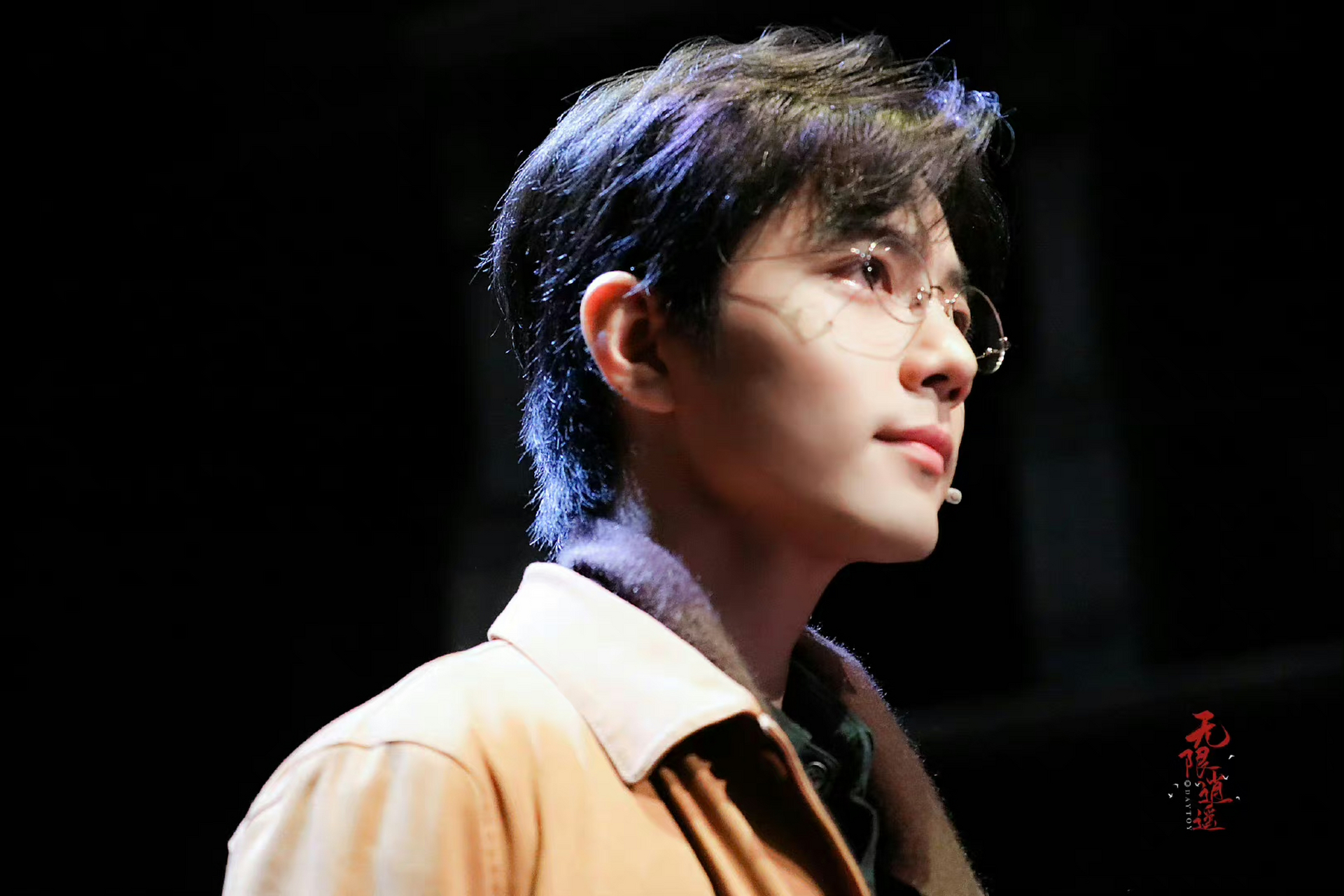 肖战又现覃头造型 是不是在为下部戏留头发啊 !