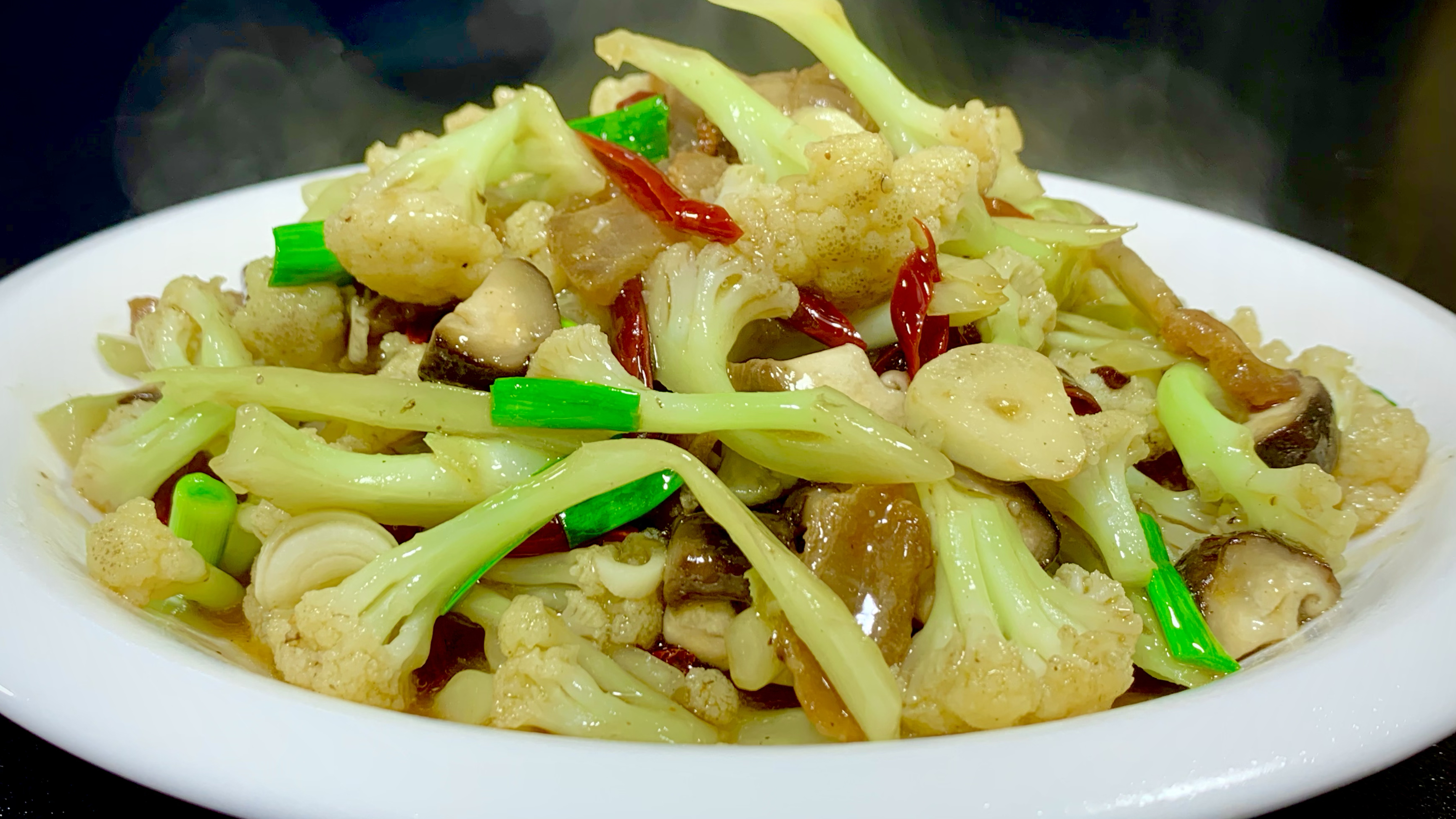 这才是花菜好吃的家常做法,清脆入味,我家一周吃六次不腻,好香