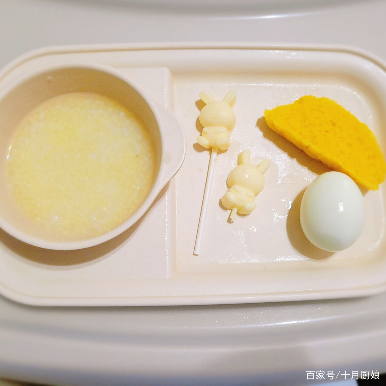 2岁半宝宝一日三餐饮食(两岁半宝宝的一日三餐咋安排)-第2张图片-鲸幼网