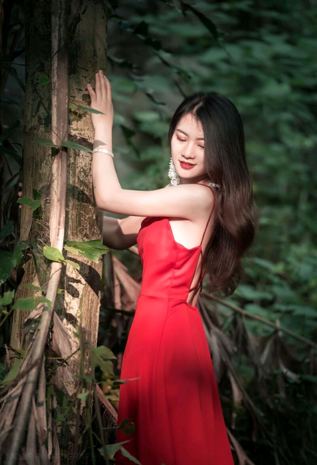 红裙少女性感艳丽时尚女神