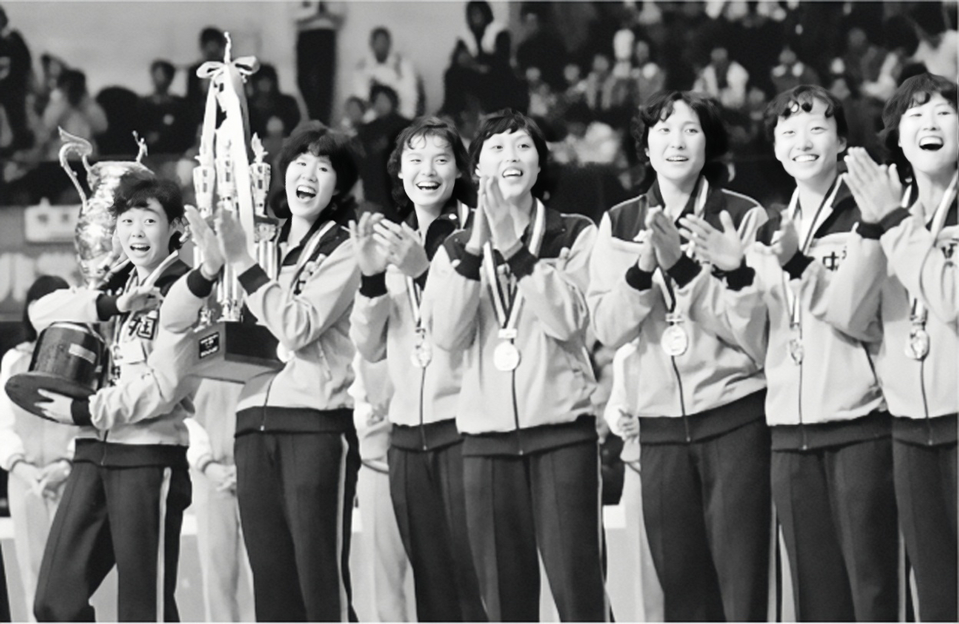 80年代女排,辉煌的一代女排!致敬! 里面有你们认识的吗?