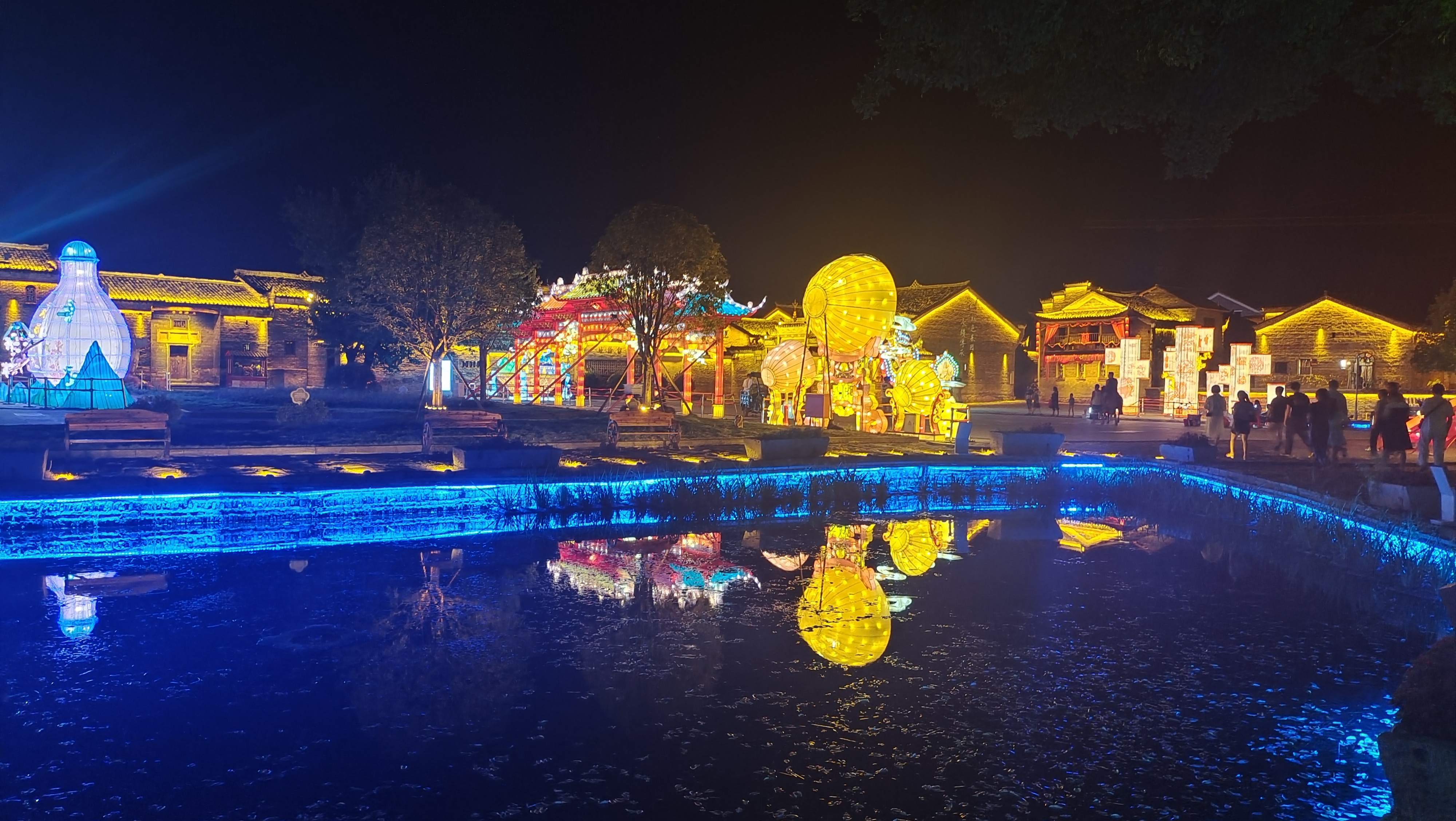 渼陂古村夜景图片