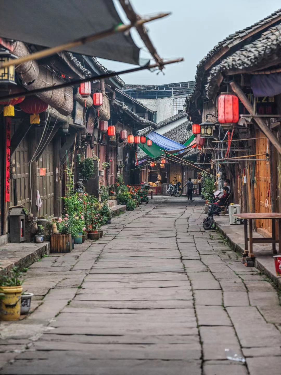 泸州市尧坝古镇:迷失在历史的时光隧道中