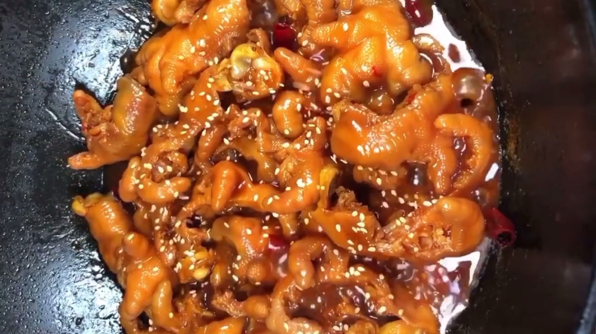 无骨鸡爪原来这样做有嚼劲味道香