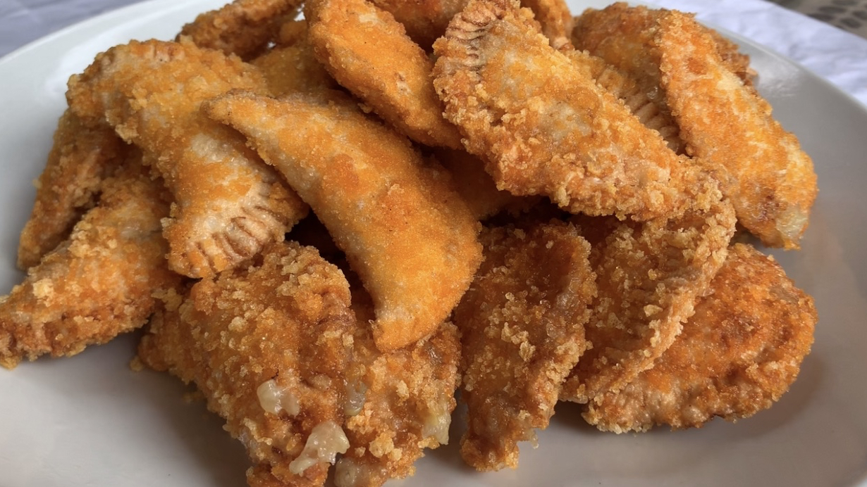 饺子皮秘制新做法,香甜酥脆,一出锅都抢着吃,视频收藏了