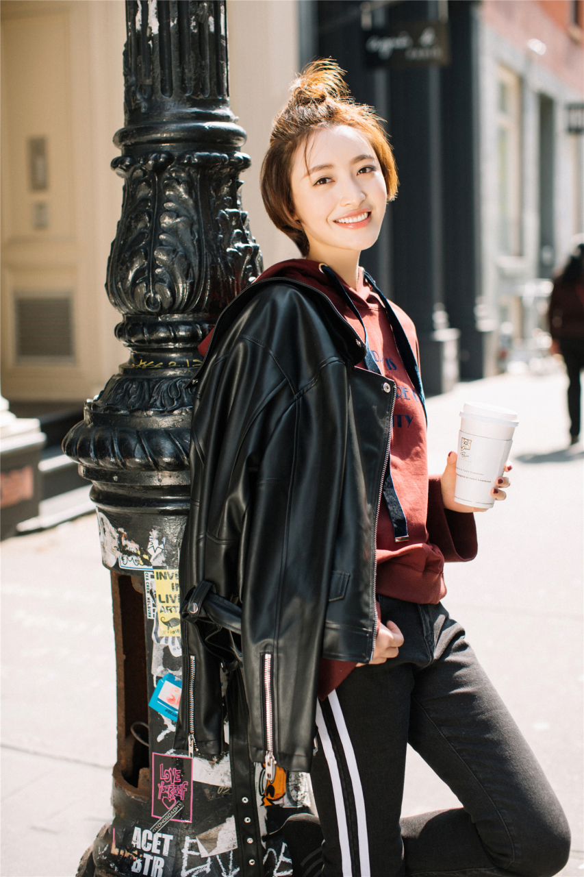 杨洋,1989年6月8日出生于江西省赣州市章贡区,中国内地女演员,歌手