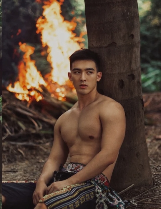 肌肉名媛毛若懿变身鲜肉空少,好养眼