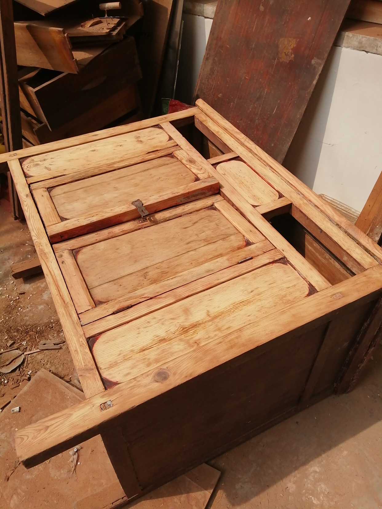 老家具不要丢,这样打磨打磨,又是一件艺术品,想买买不到