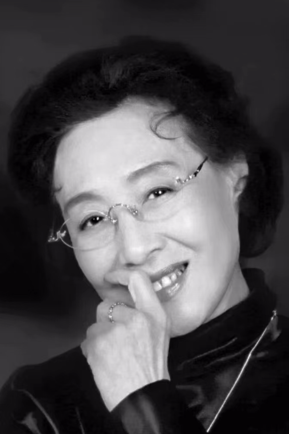 缅怀!著名表演艺术家王玉梅获金鸡奖终身成就奖