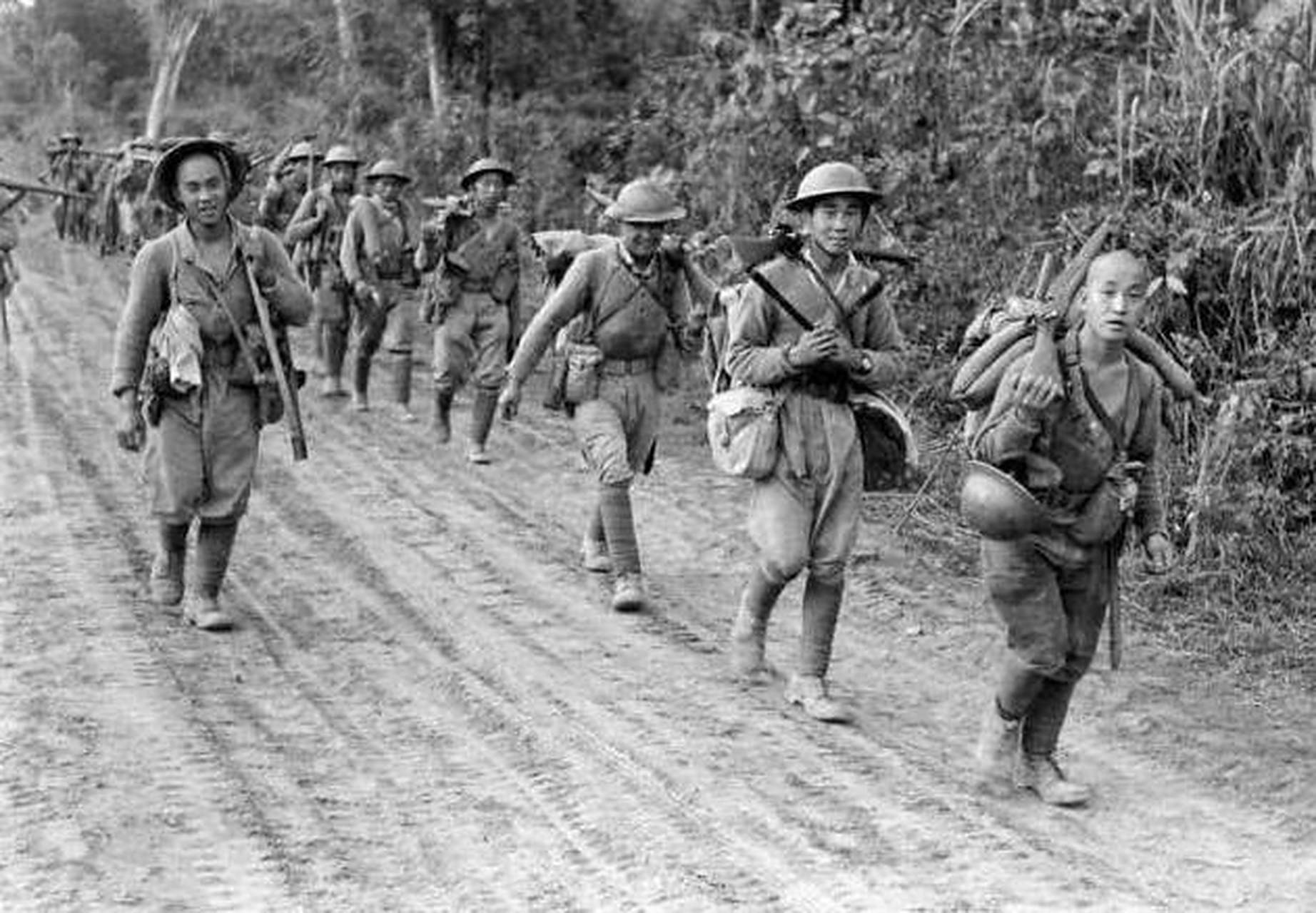 1944年松山战役,7000娃娃兵血洒松山.