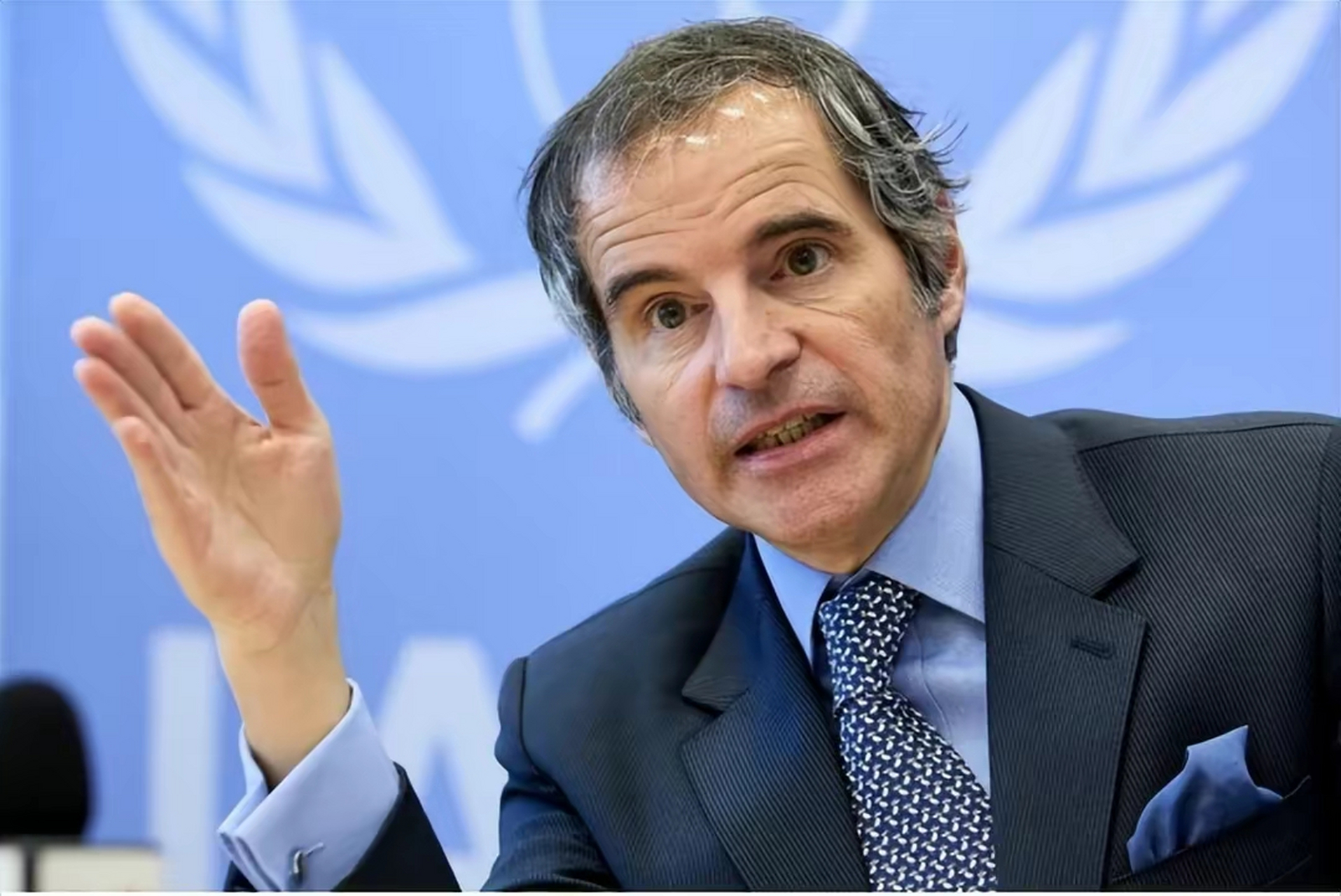 不到48小时iaea总干事改口,否认专家有分歧,为日辩护并抹黑中国  随着