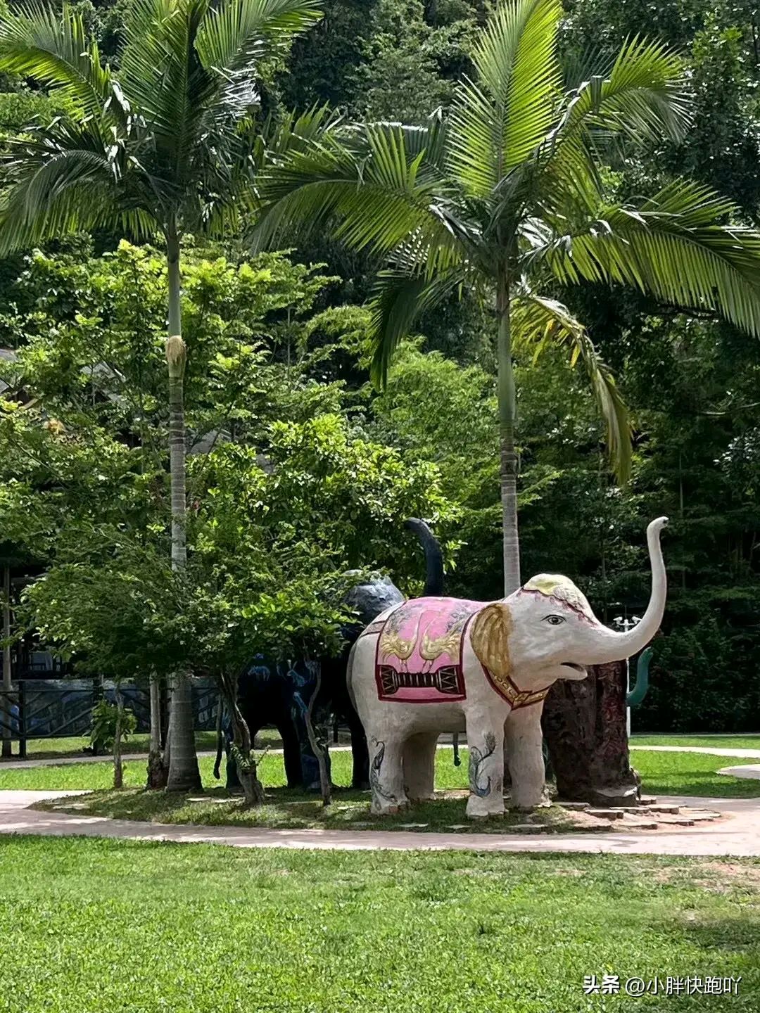 千万别再乱花钱了,现在的钱越来越难挣,以后就干两