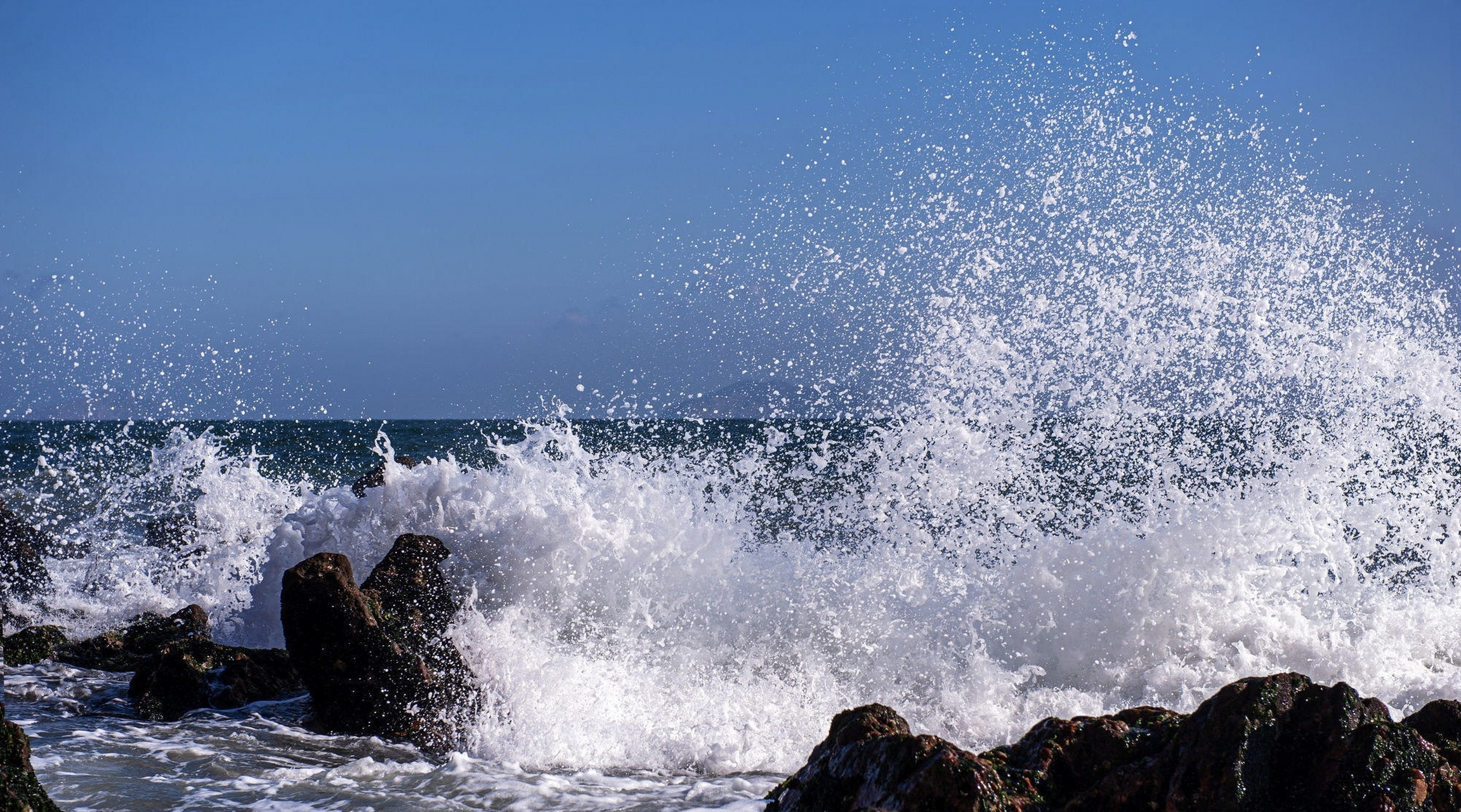 突破辽宁杠杠滴# #贯彻二十大辽宁在行动# #美好辽宁欢迎您# 浪花飞溅