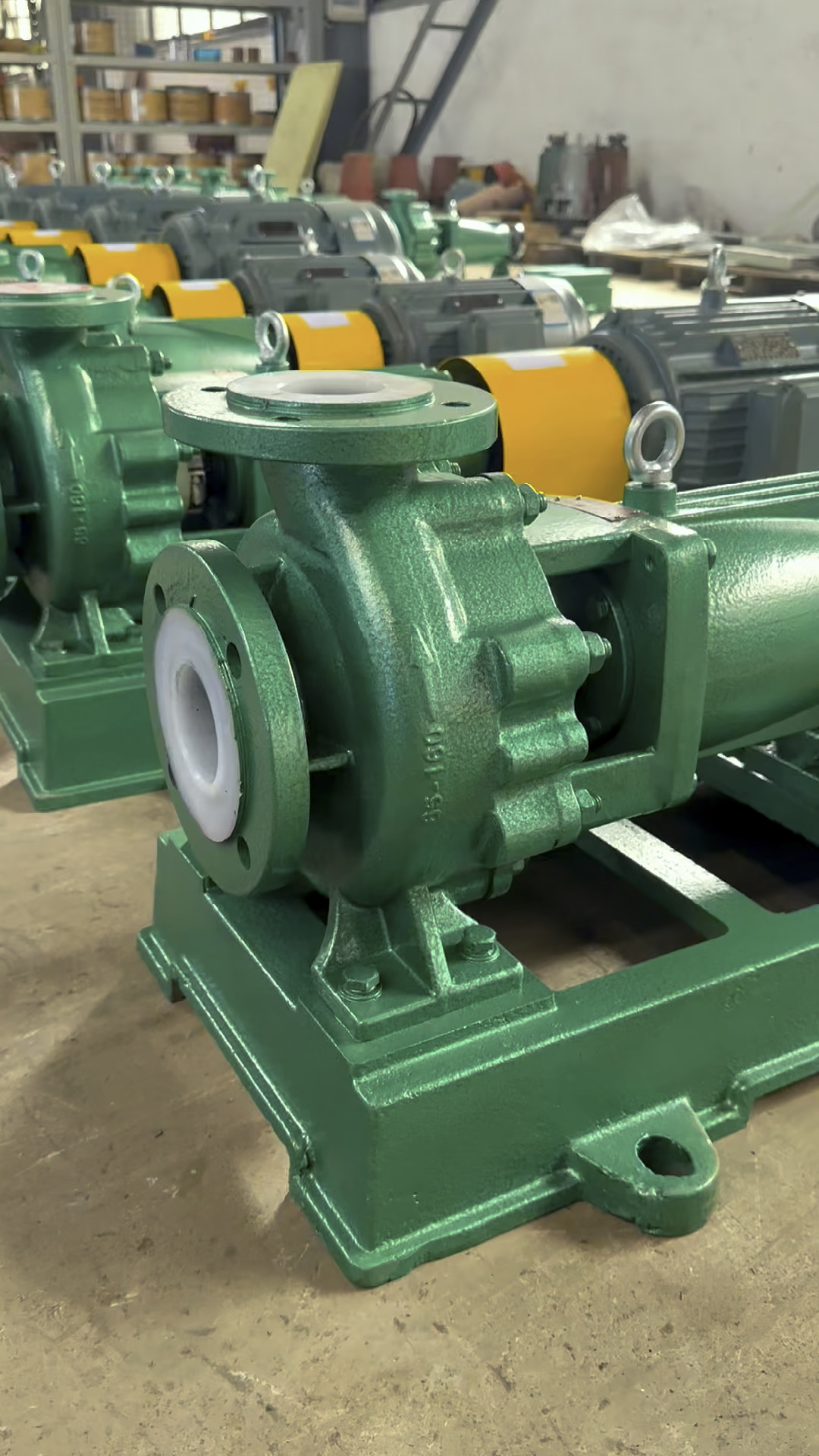 4kw衬氟离心泵,应用于磷酸铁锂行业酸碱有机溶剂输送.-度小视