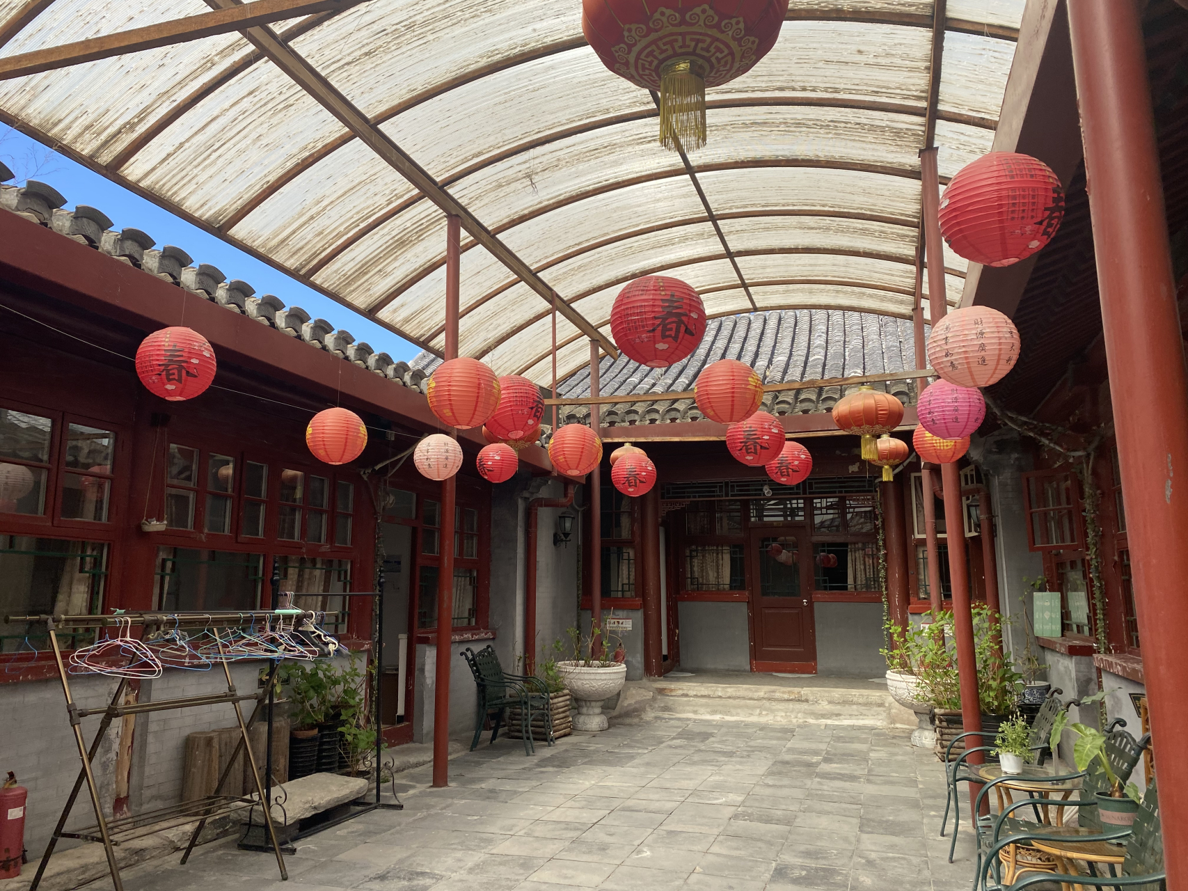 翻旧图看到之前去北京旅游的时候住的四合院,挺有感触的,当时去北京去