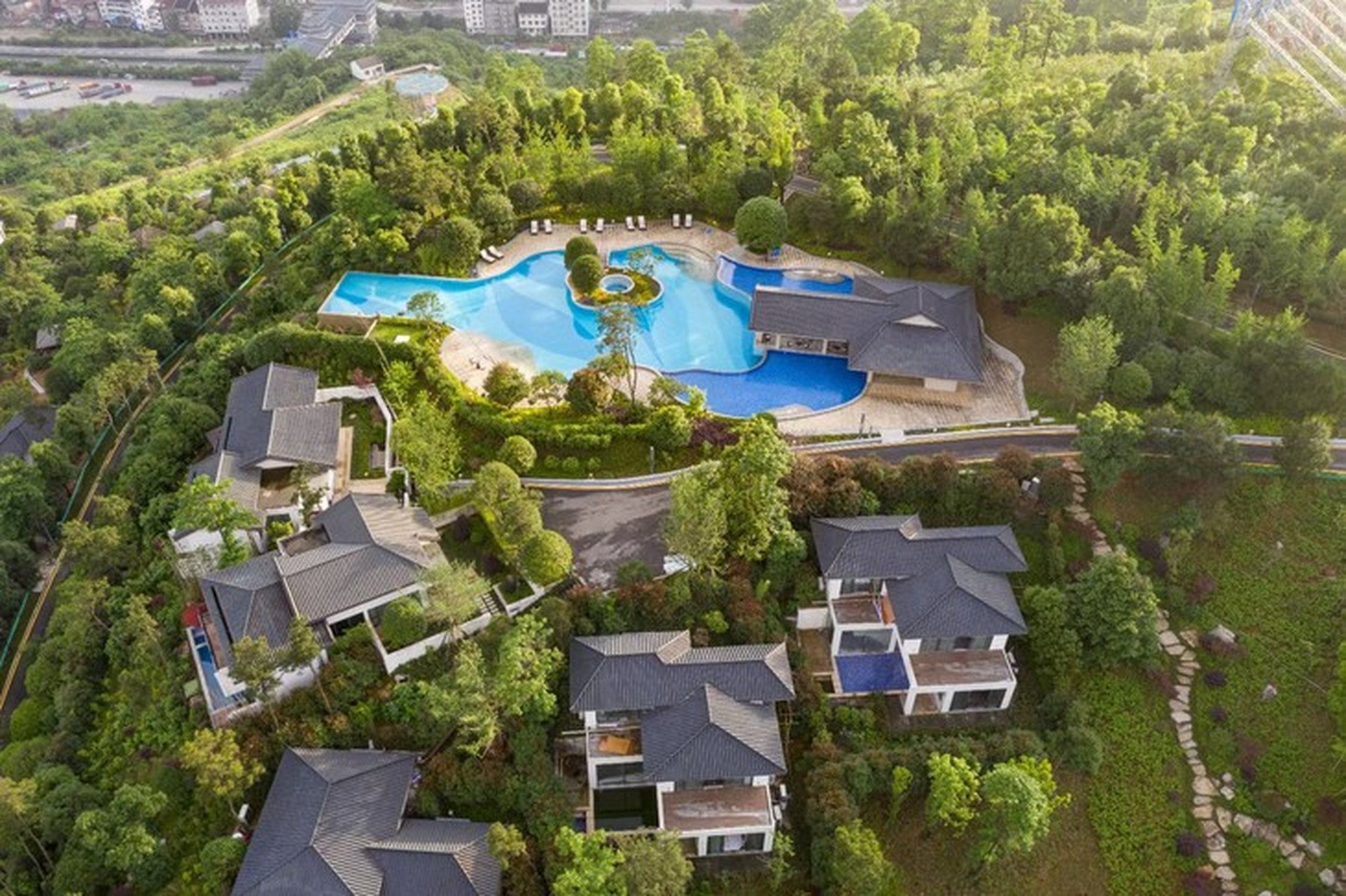 湖南第一家国际豪华温泉度假酒店,常德桃花源温德姆至尊豪廷温泉酒店.