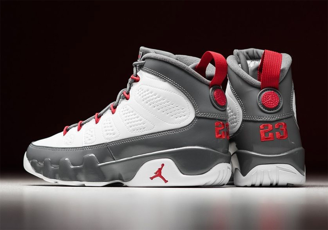 air jordan 9 "fire red"到来