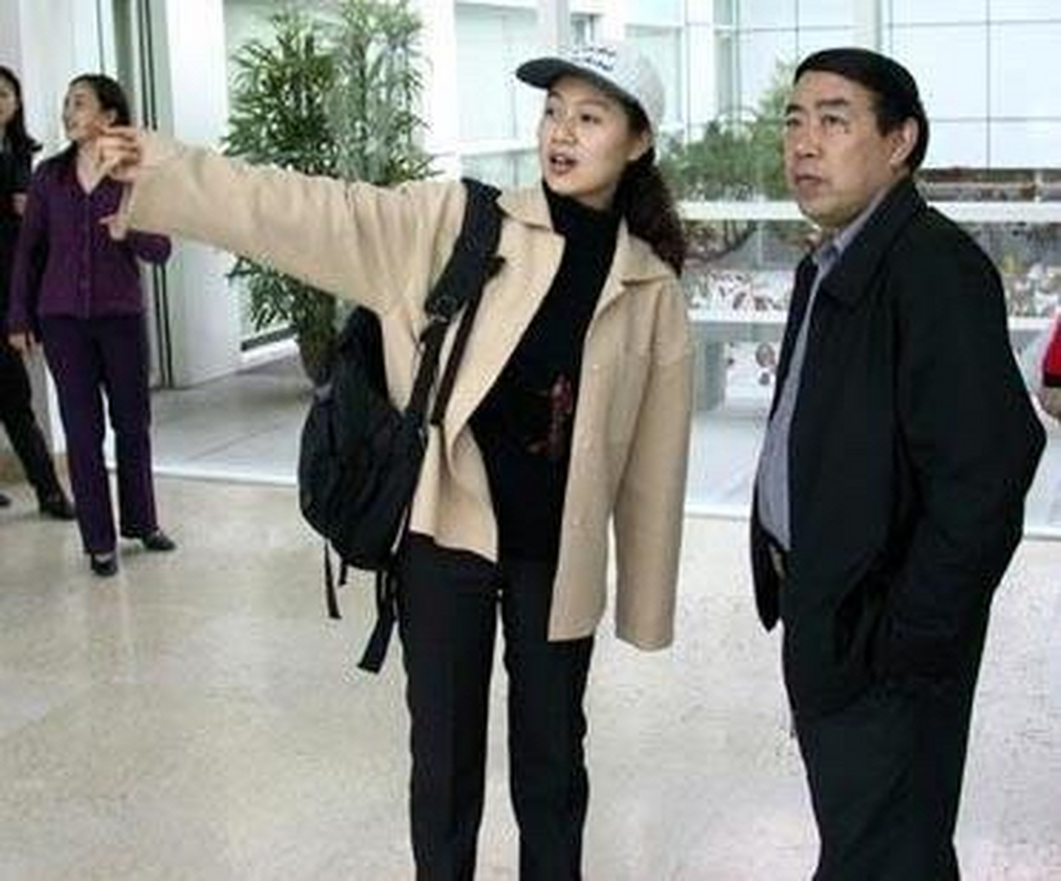 流氓作家"贾平凹娶了比自己小17岁的漂亮女护士郭梅,婚后他向妻子提了