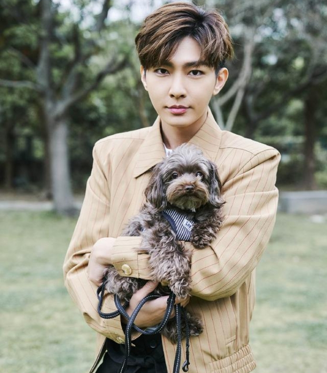 都被骂成这样了,还发了新歌,炎亚纶这心得有多大?