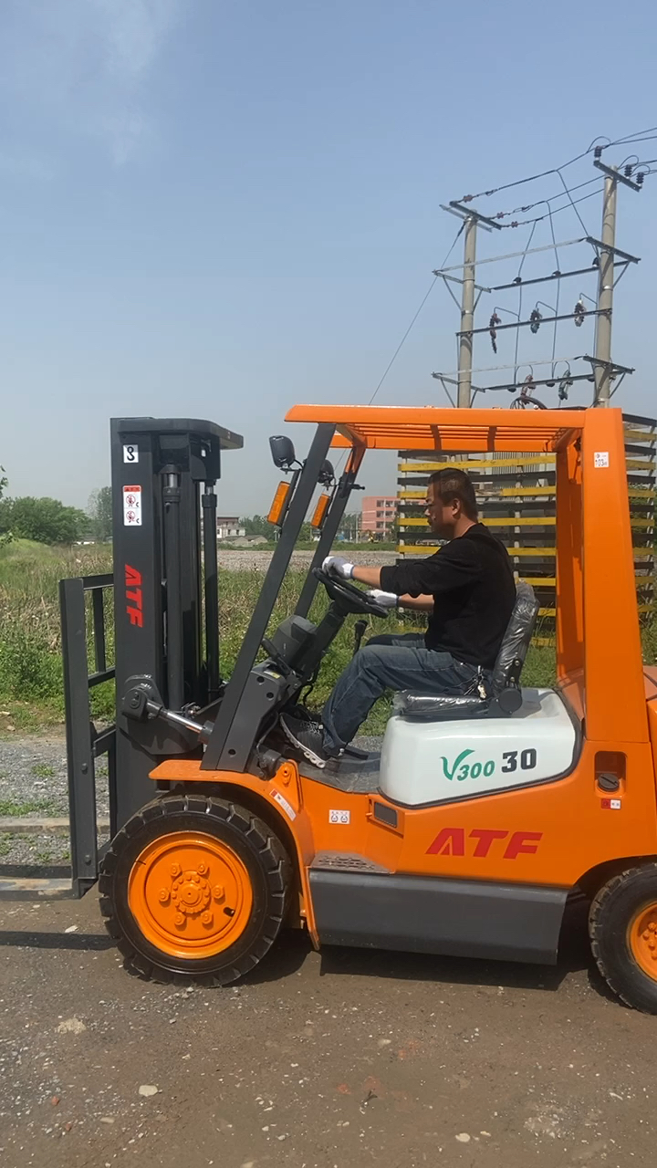 叉车操作方法技巧