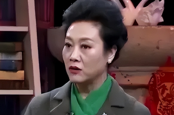 铁粉"丹宁"去世23岁,王丽云深夜悲痛发文:好孩子你没有离开