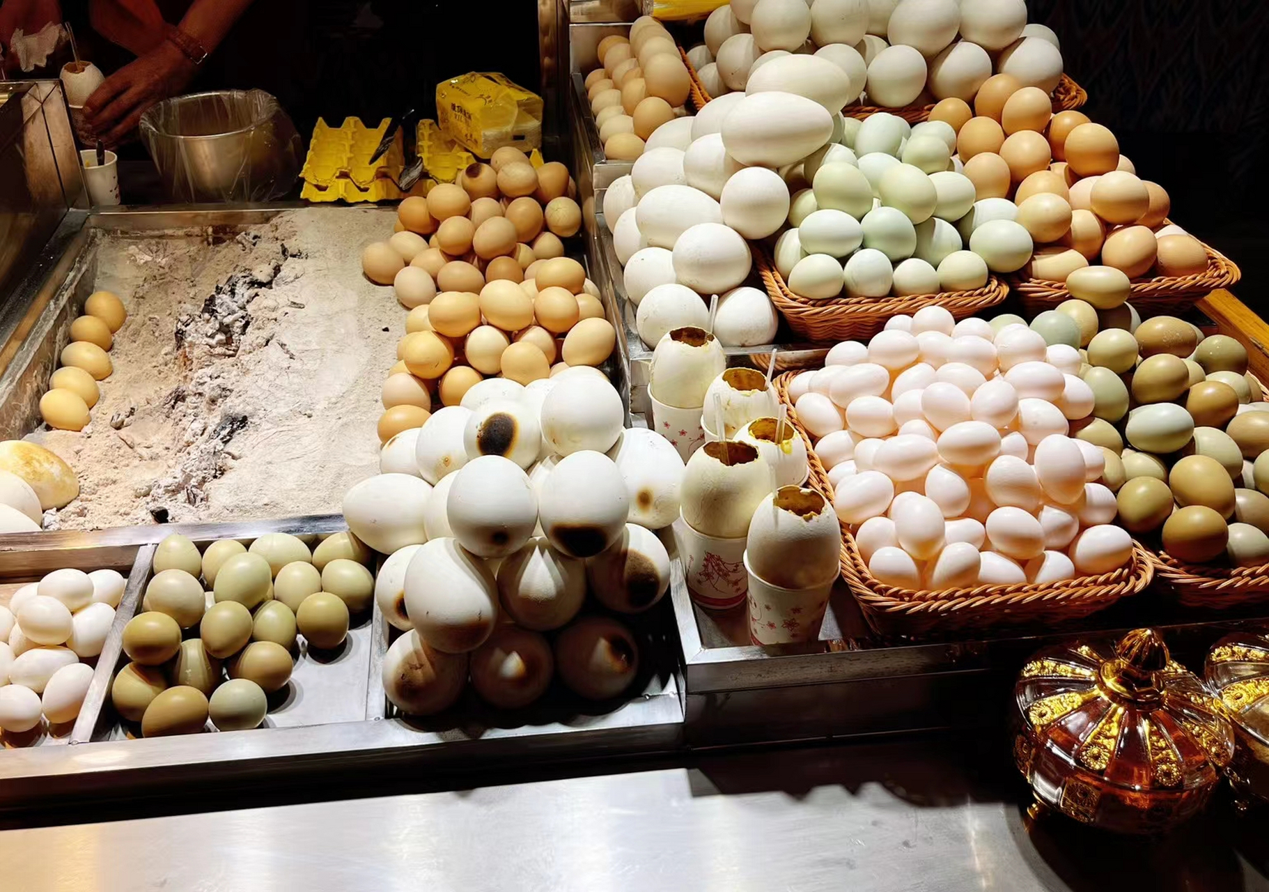 作为一个资深的旅游人,怎么能不来一次和田夜市呢?