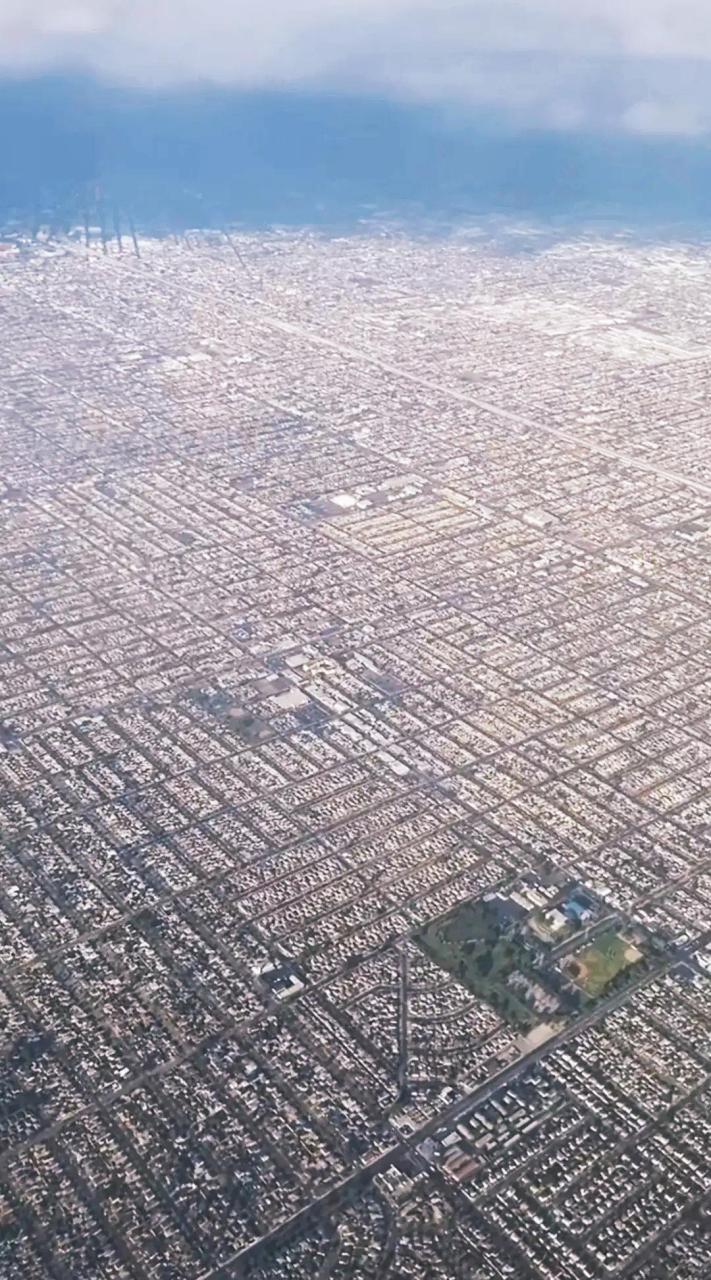 美国洛杉矶,全世界城市gdp排名为第三位,仅次于美国纽约和日本东京,是