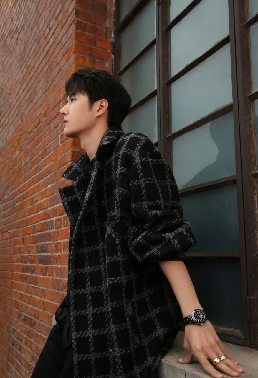 优质偶像王一博没有和粉丝一起做的事冲上热搜,实事求是地说一句大