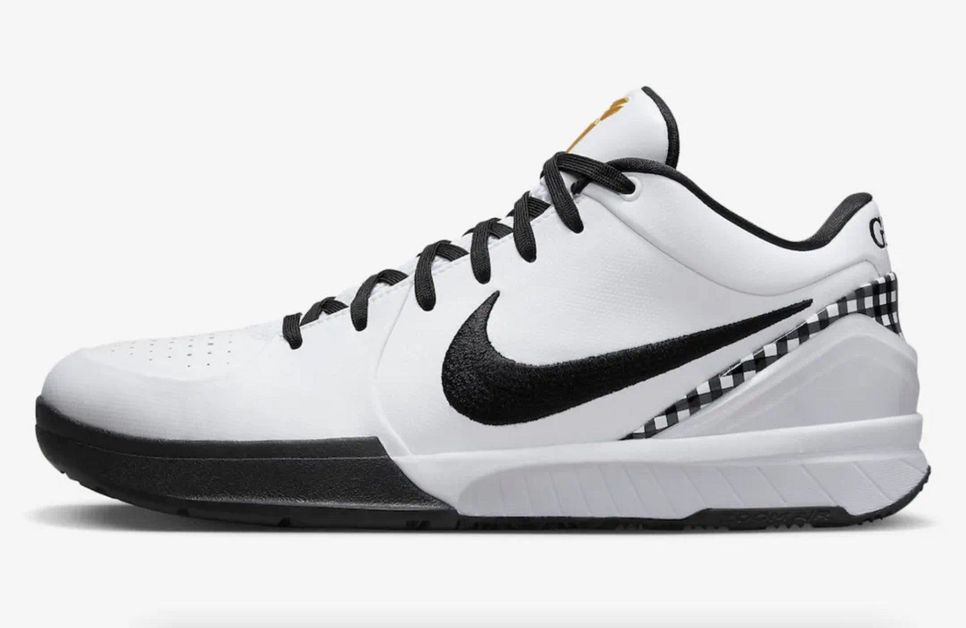 为了纪念科比的二女儿gigi,nike推出了kobe 4 "gigi"配色,并定档5月