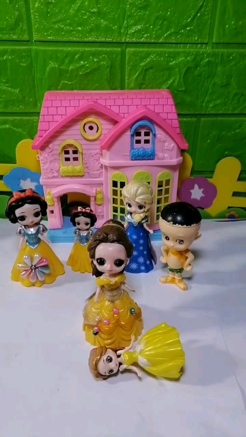 白雪公主玩具故事