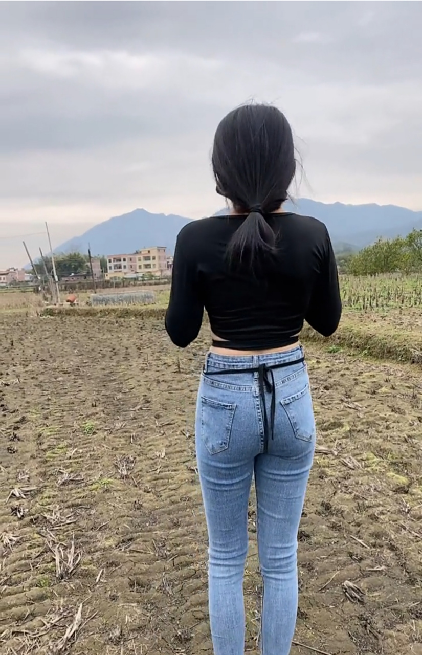 姑娘:你长的尾巴是干啥用的?