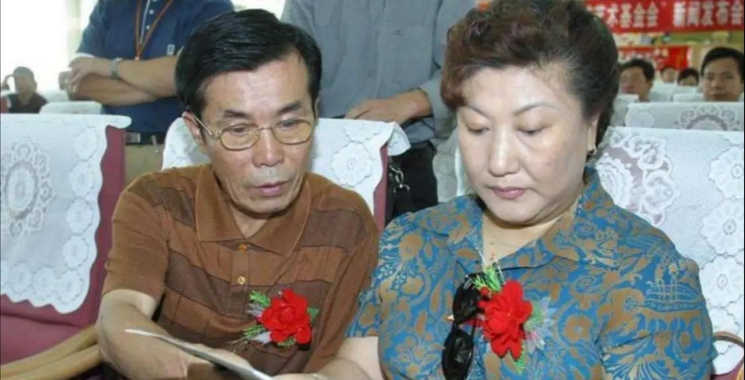 2005年,高秀敏突发心脏病去世,留下了长春,北京,珠海的7套房产和不少