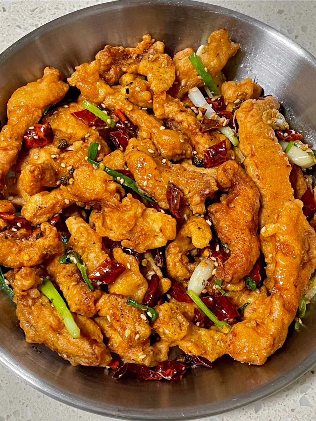 这个小酥肉做法在家也能做的麻辣小酥肉 香香辣辣的口感外酥里嫩