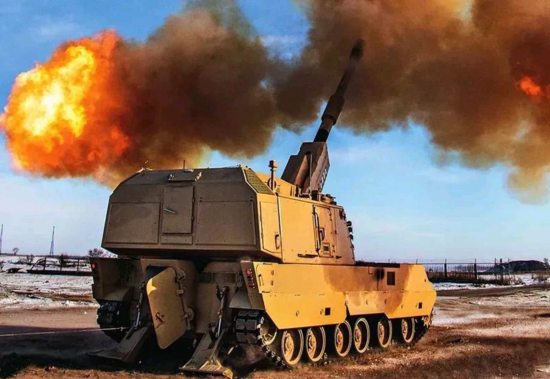 外形比初代plz45漂亮了很多,火炮采用45倍口径身管,发射普通弹最大