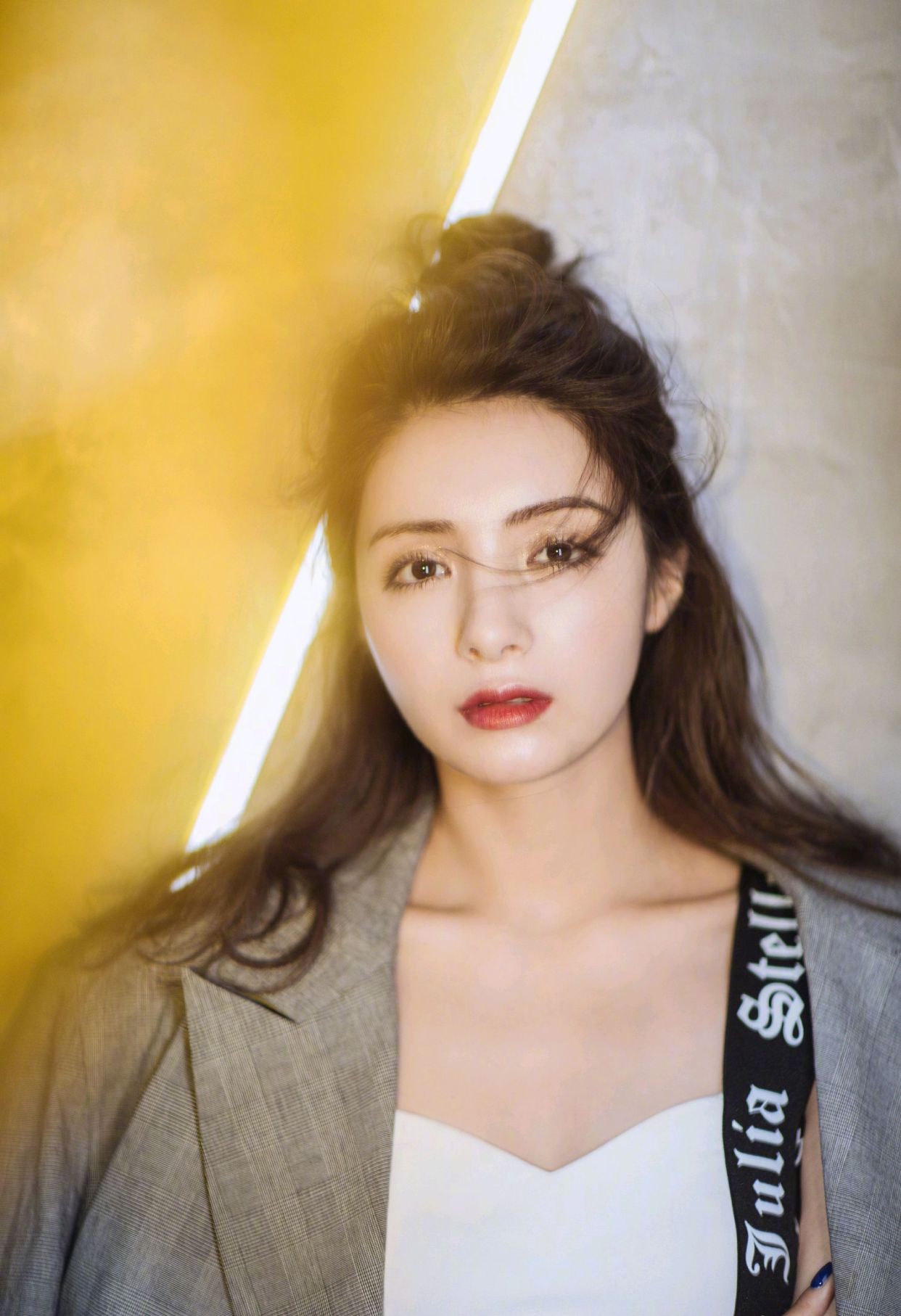 明星写真美图|麦迪娜