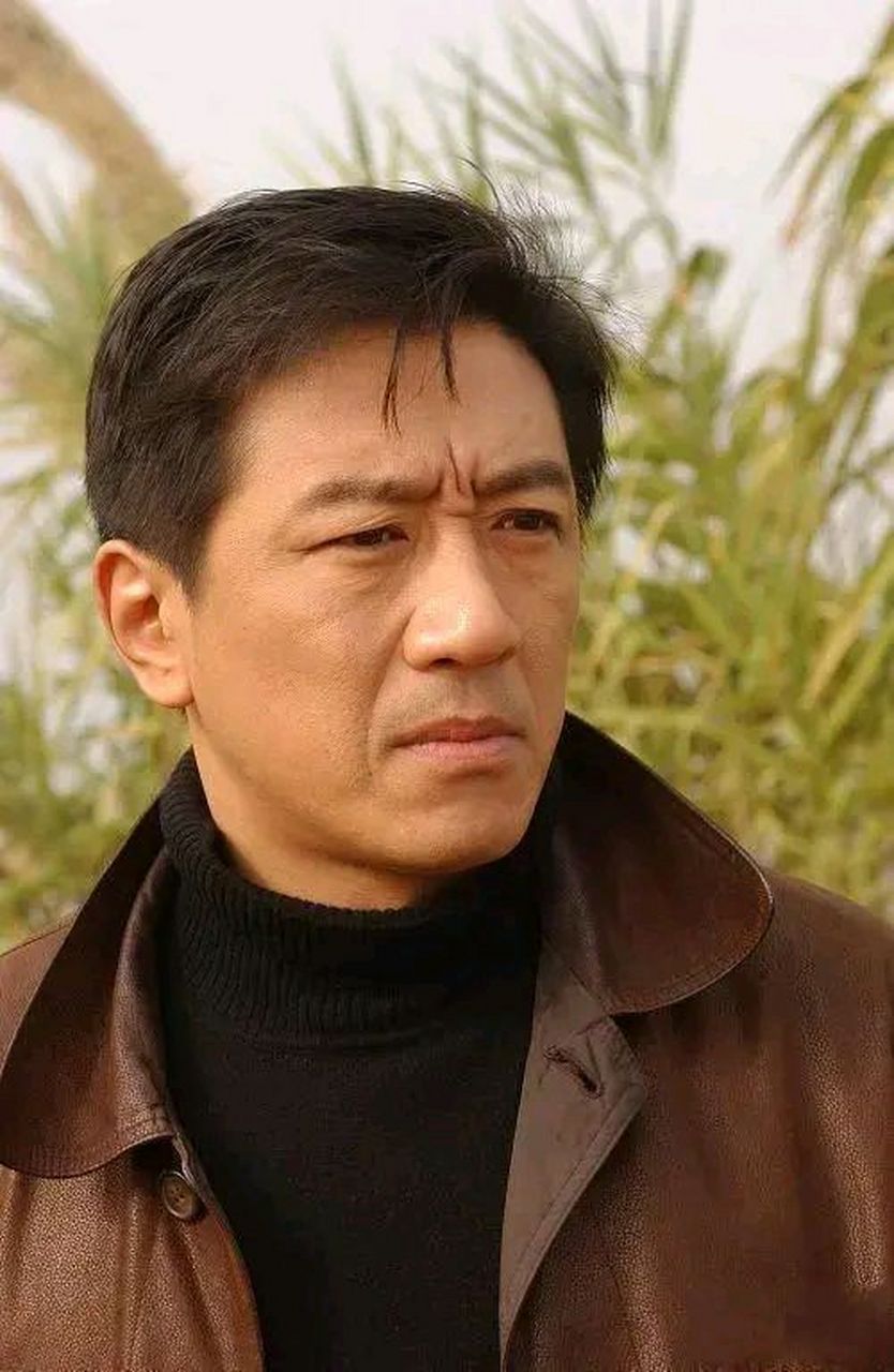 当年,导演陈国军筹拍《末路1997》,没想到出演"白宝山"的演员临时加钱