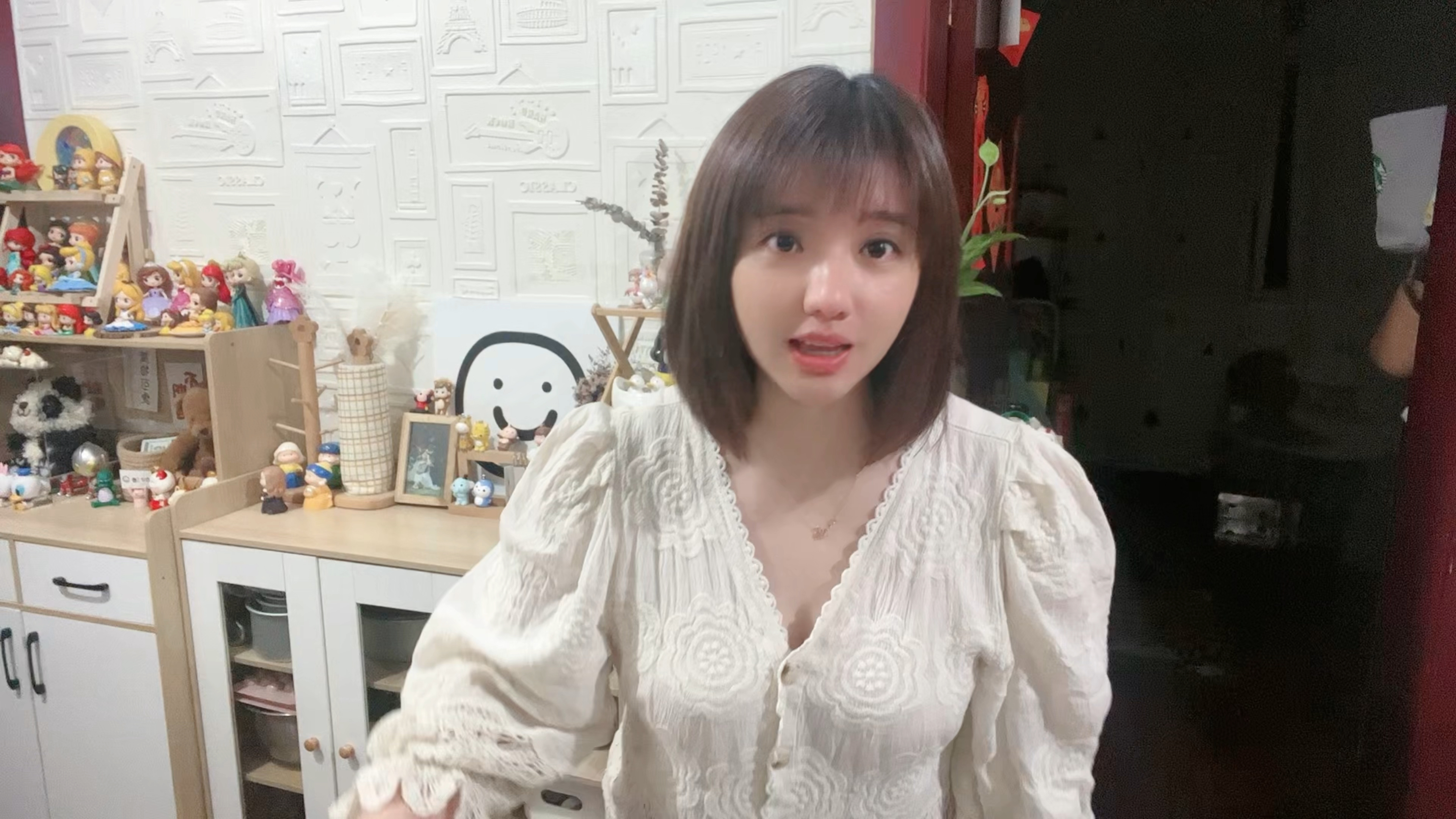 川贝百合炖雪梨:清热降火、润肺止咳,秋冬换季,给娃安排