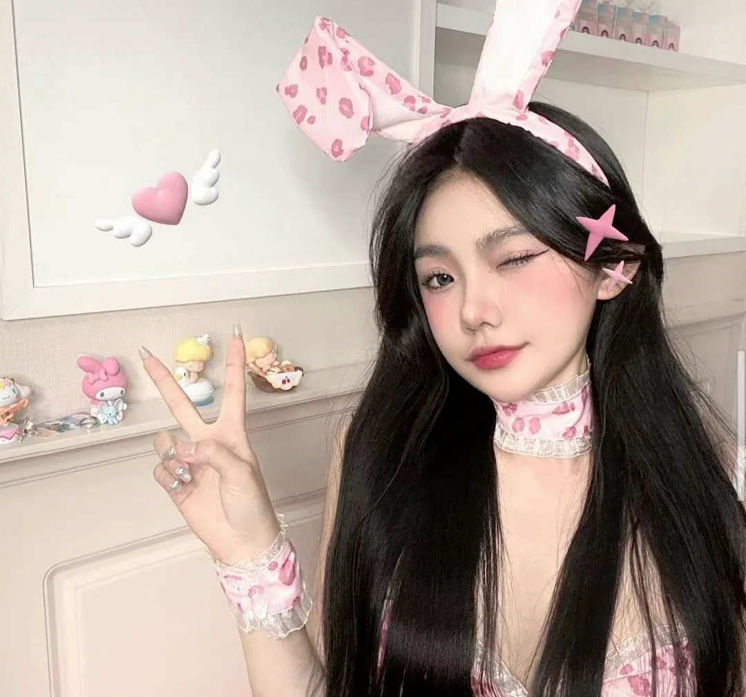 女生头像/粉粉嫩嫩的女生头像