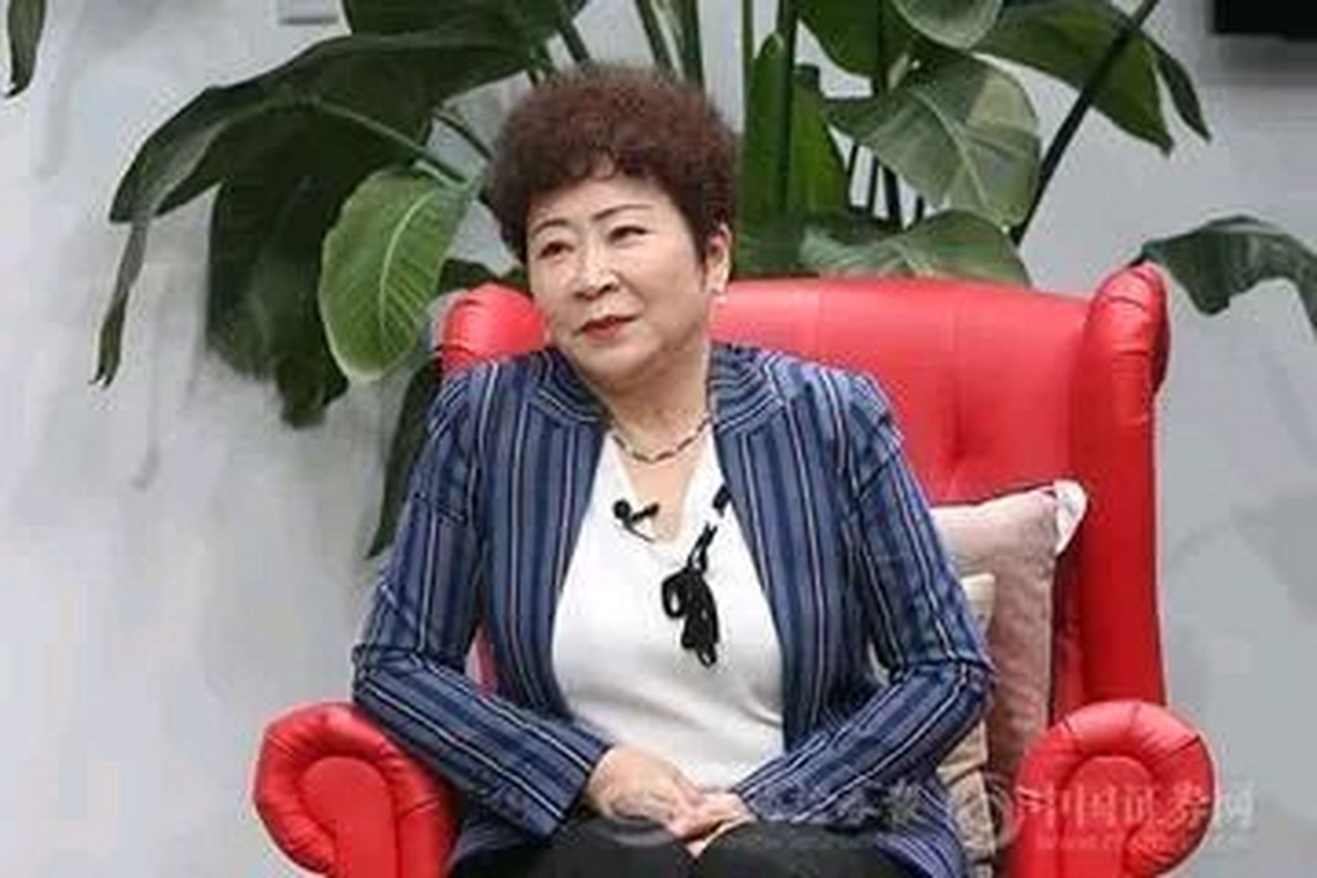 曹世如:1952年出生于四川成都,现任成都红旗连锁股份有限公司董事长.