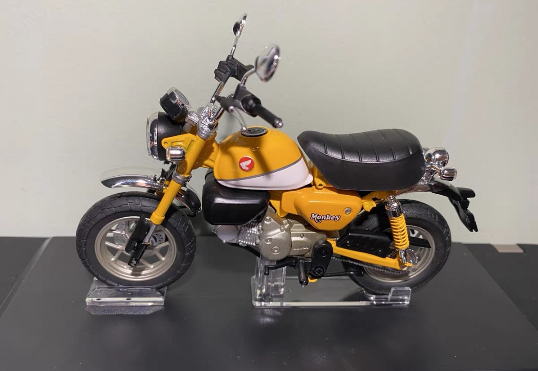 青岛社 1/12 2022款 honda本田 小猴子 monkey125 合金摩托车模型!