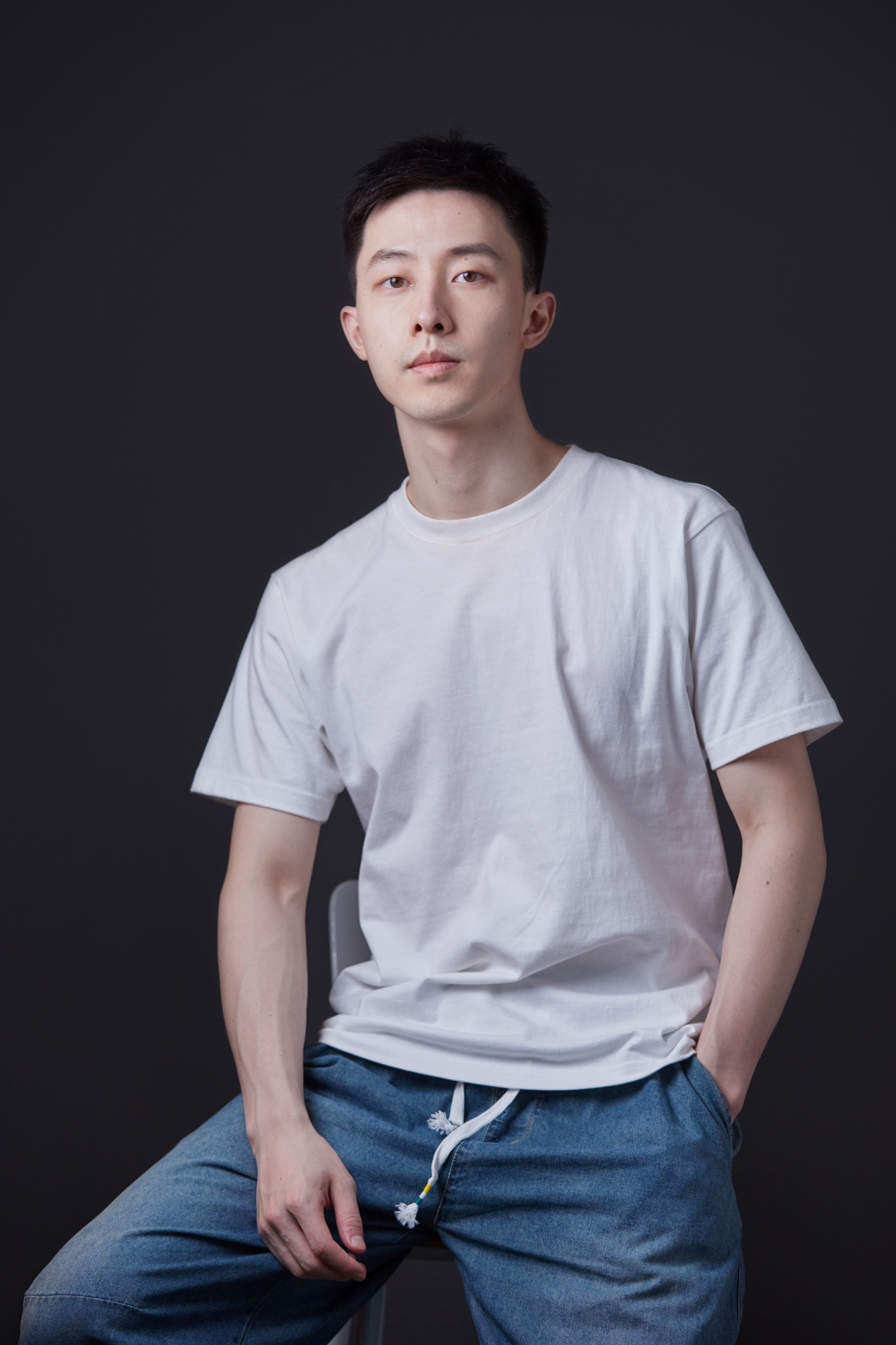 张逸伦