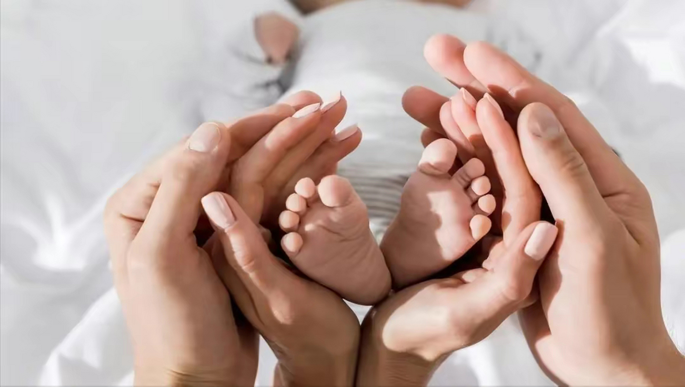 专家建议:全面放开四胎,有条件的多生  从计划生育政策到全面二胎,三