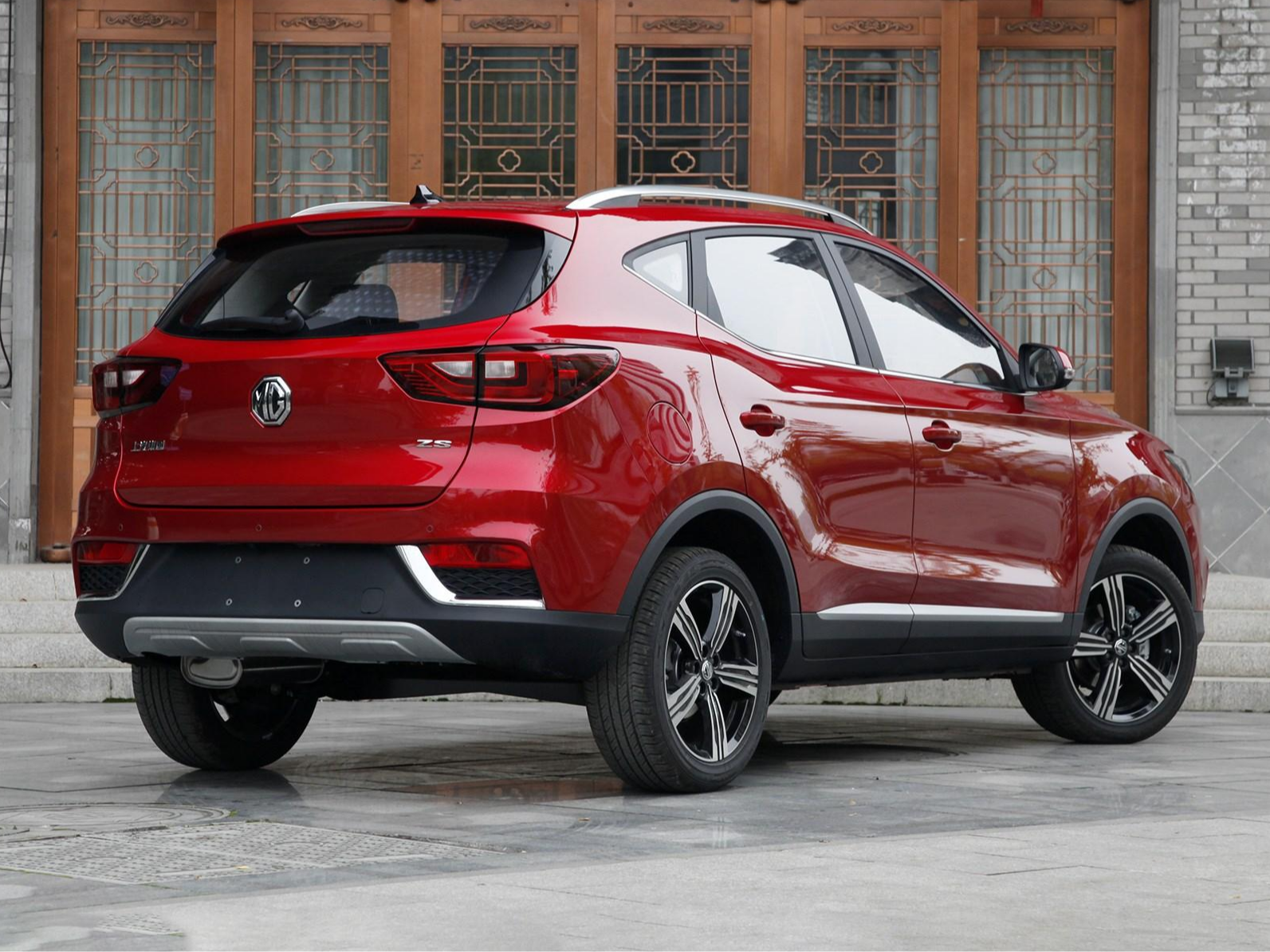 88万的国产小型suv,搭载15t 120马力,适合年轻人