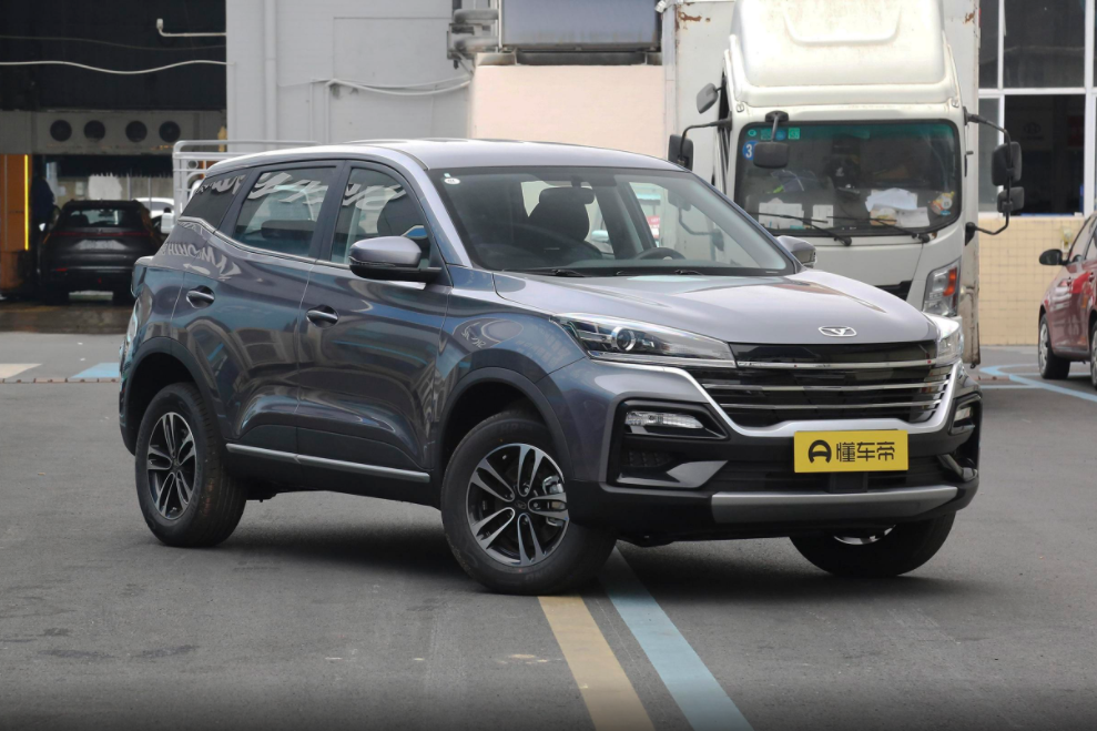 凯翼炫界外观时尚大胆,配1.5l发动机 5挡手动变速箱,买它怎么样